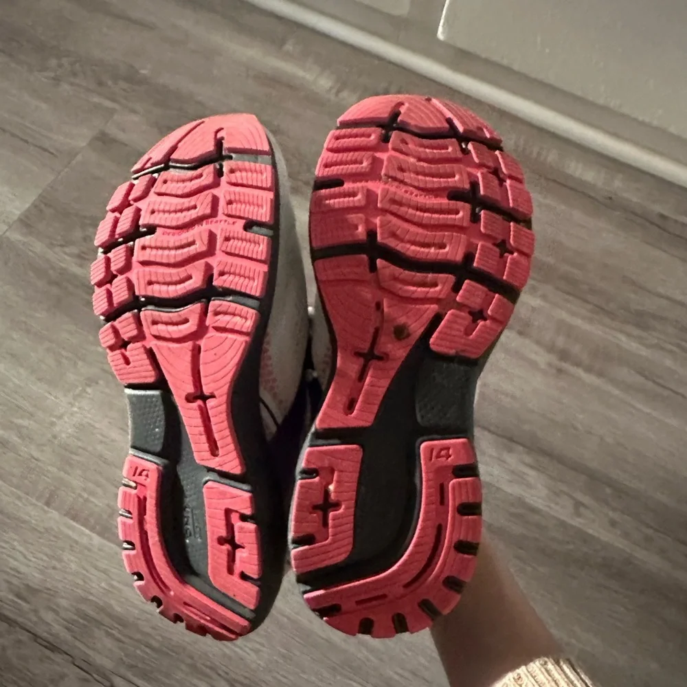 Brooks Women's Ghost 14 Running Sneakers Size 9 White Purple Coral - Picture 9 of 9